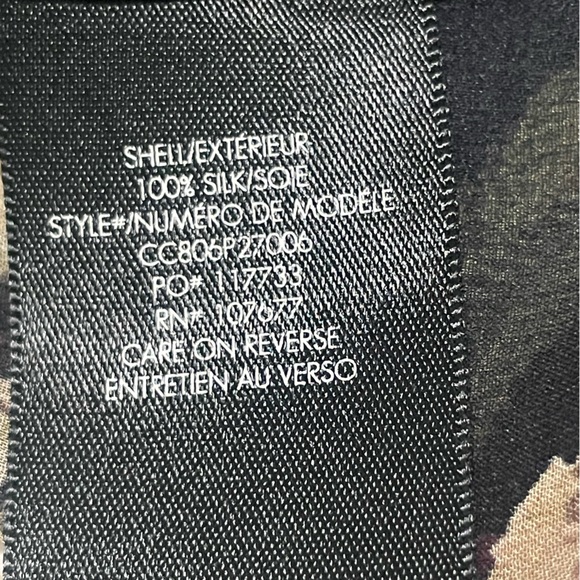 Alice + Olivia Julius Floral Silk Top - Picture 10 of 12